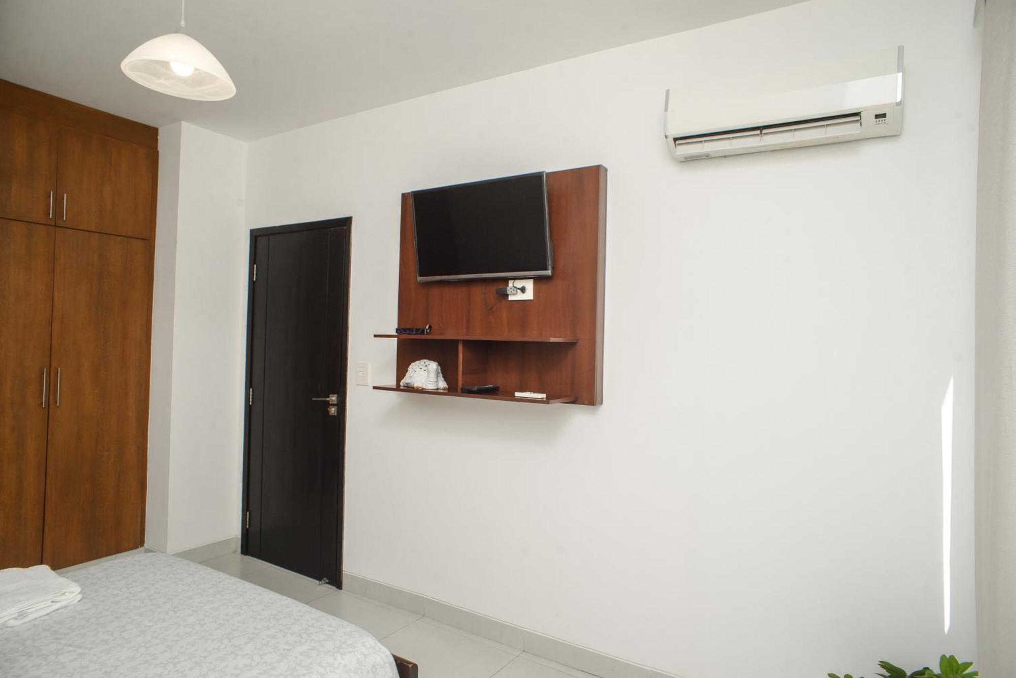 Downtown Apartments "Altos Del Sur" ซานตาครูซเดอลาเซียร์รา ภายนอก รูปภาพ